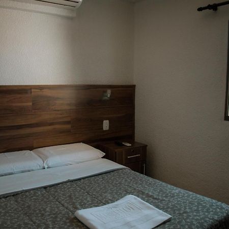 Hotel Masseilot Сантана-ду-Ливраменту Экстерьер фото