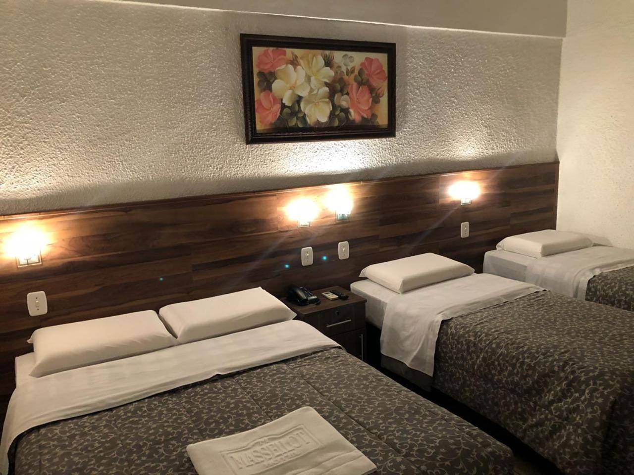 Hotel Masseilot Сантана-ду-Ливраменту Экстерьер фото